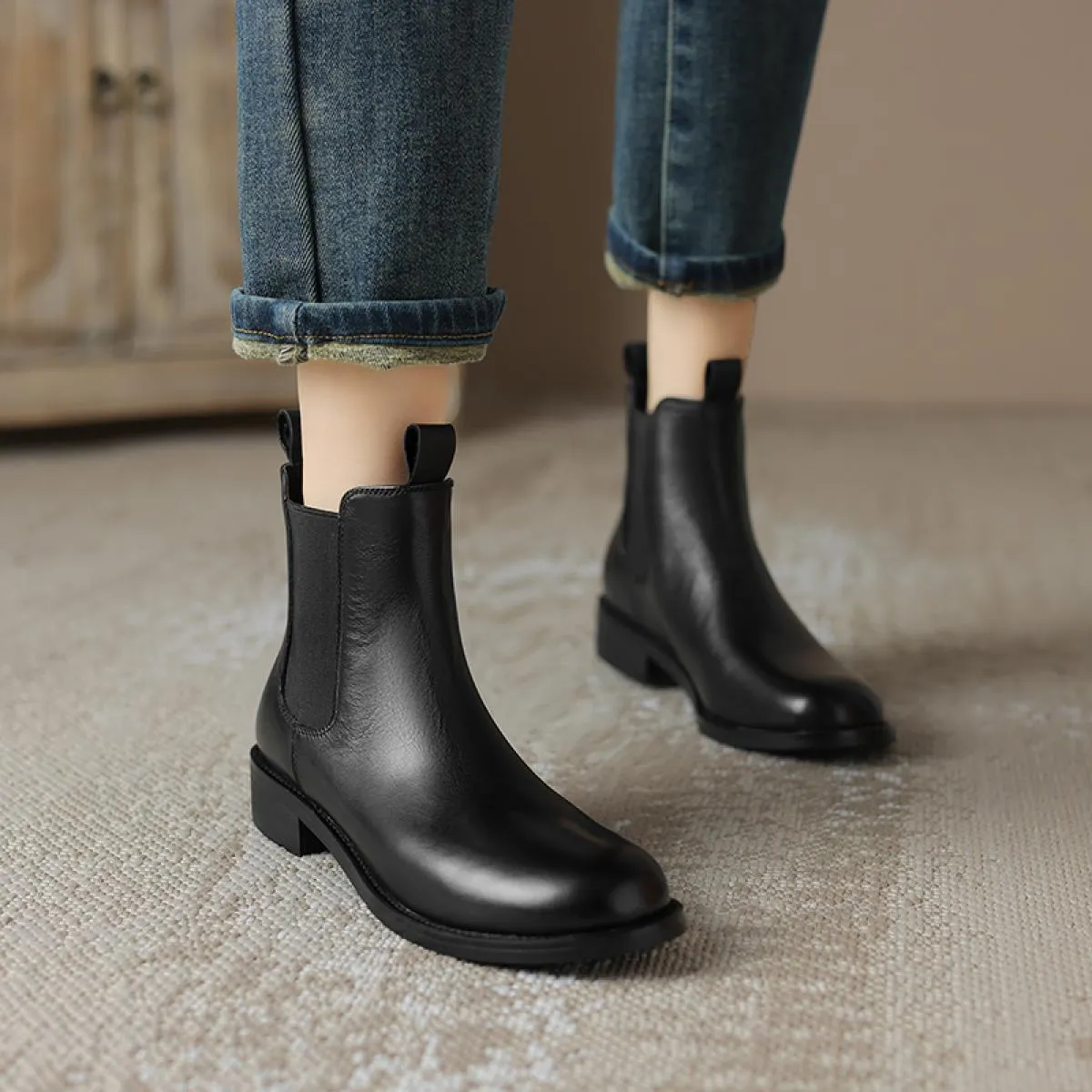 2024 Stivaletti da donna Autunno Inverno Lavoro Casual Tacco medio Scarpe in vera pelle da donna Nuovi stivaletti Taglia 34 43
