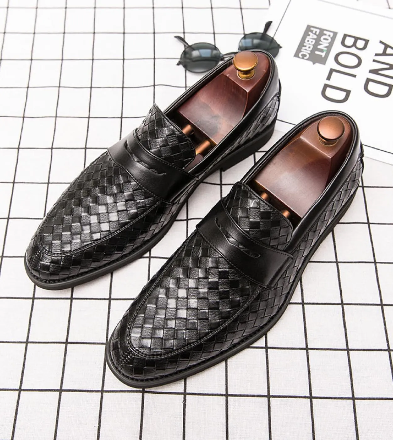 Affari di marca di lusso Scarpe casual da uomo per uomo Mocassini Slip on in pelle British Style Basket Weave Scarpe morbide Moc