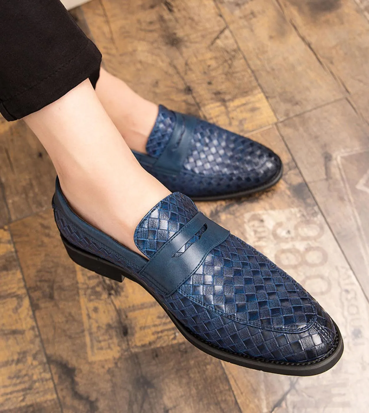 Affari di marca di lusso Scarpe casual da uomo per uomo Mocassini Slip on in pelle British Style Basket Weave Scarpe morbide Moc