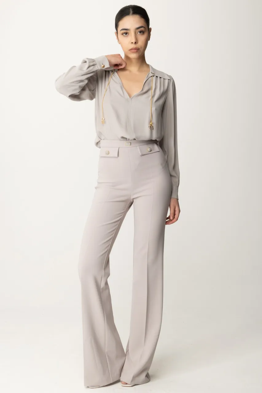 Camicia ampia con accessorio al colletto Perla