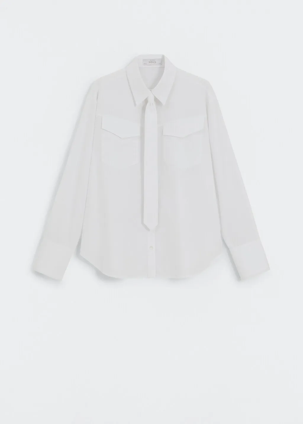 Camicia tasche dettaglio cravatta