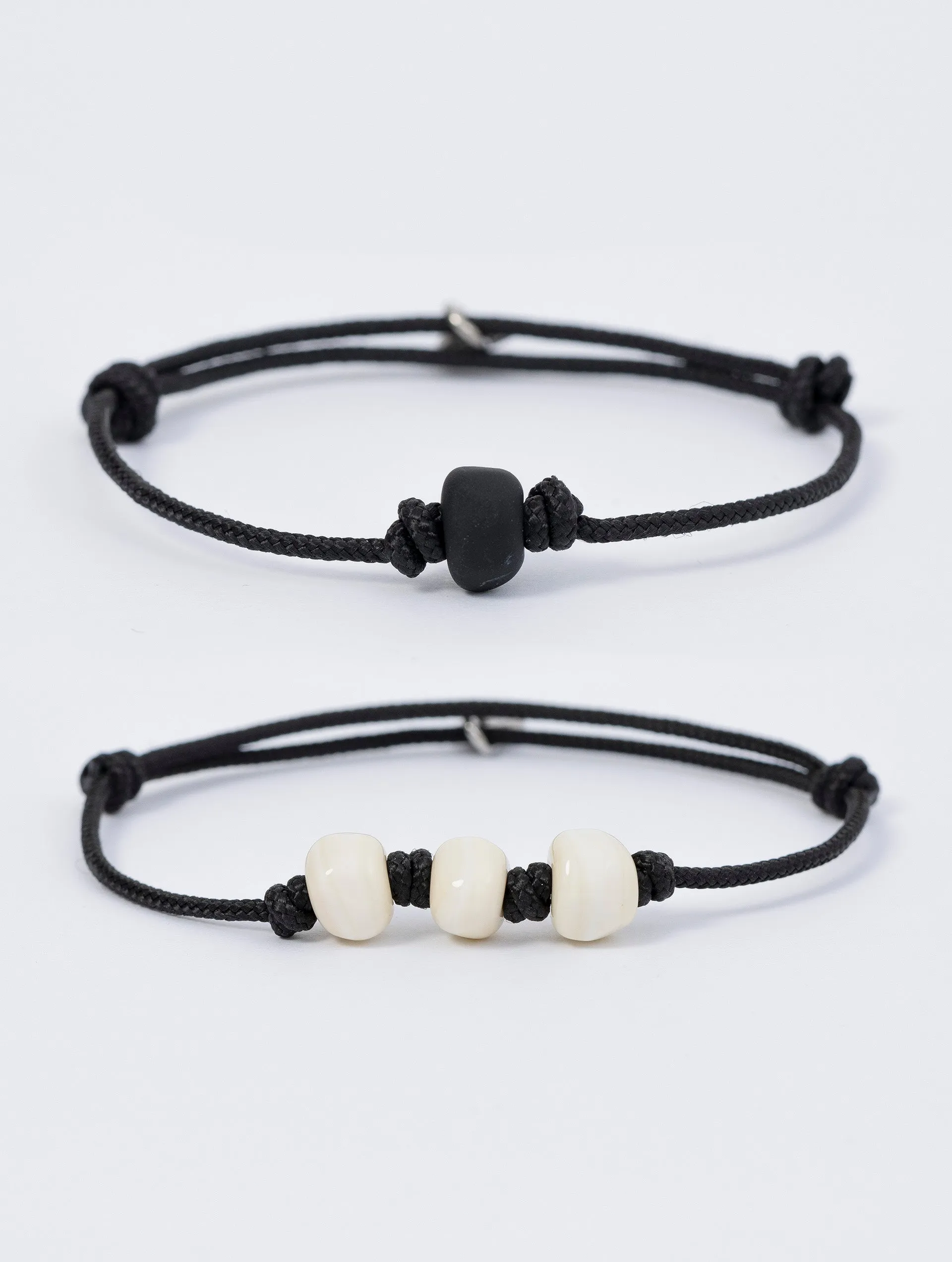 DOPPIO BRACCIALE NERO CON PIETRE
