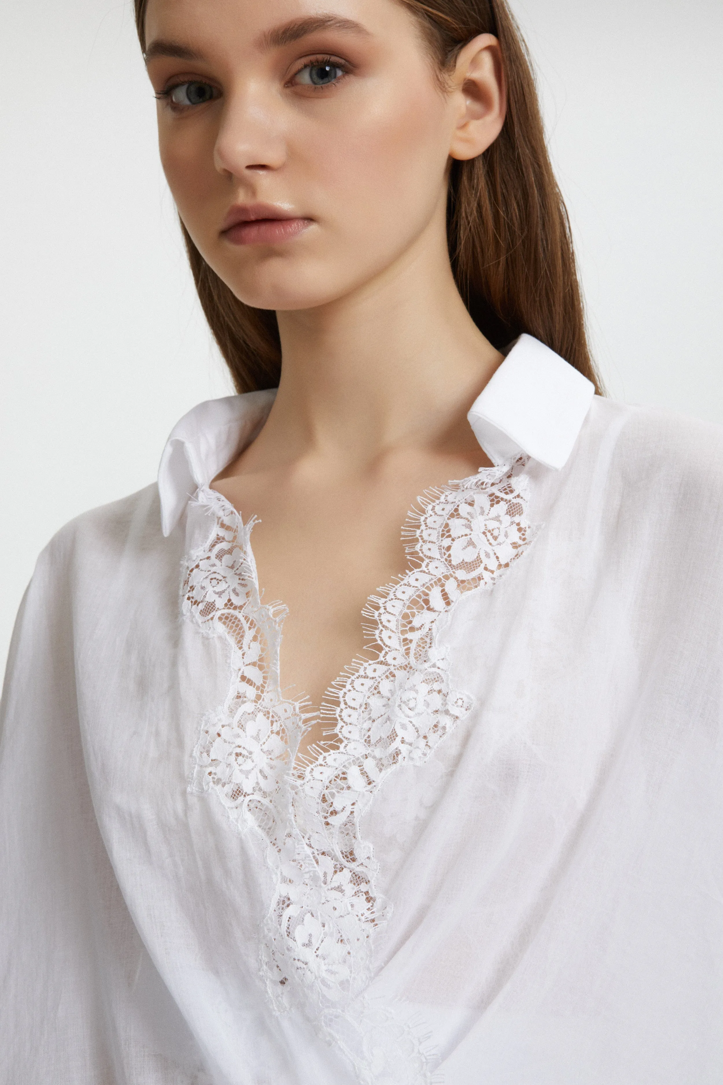 Ermanno Firenze CAMICIA INCROCIATA IN MUSSOLA CON PIZZO