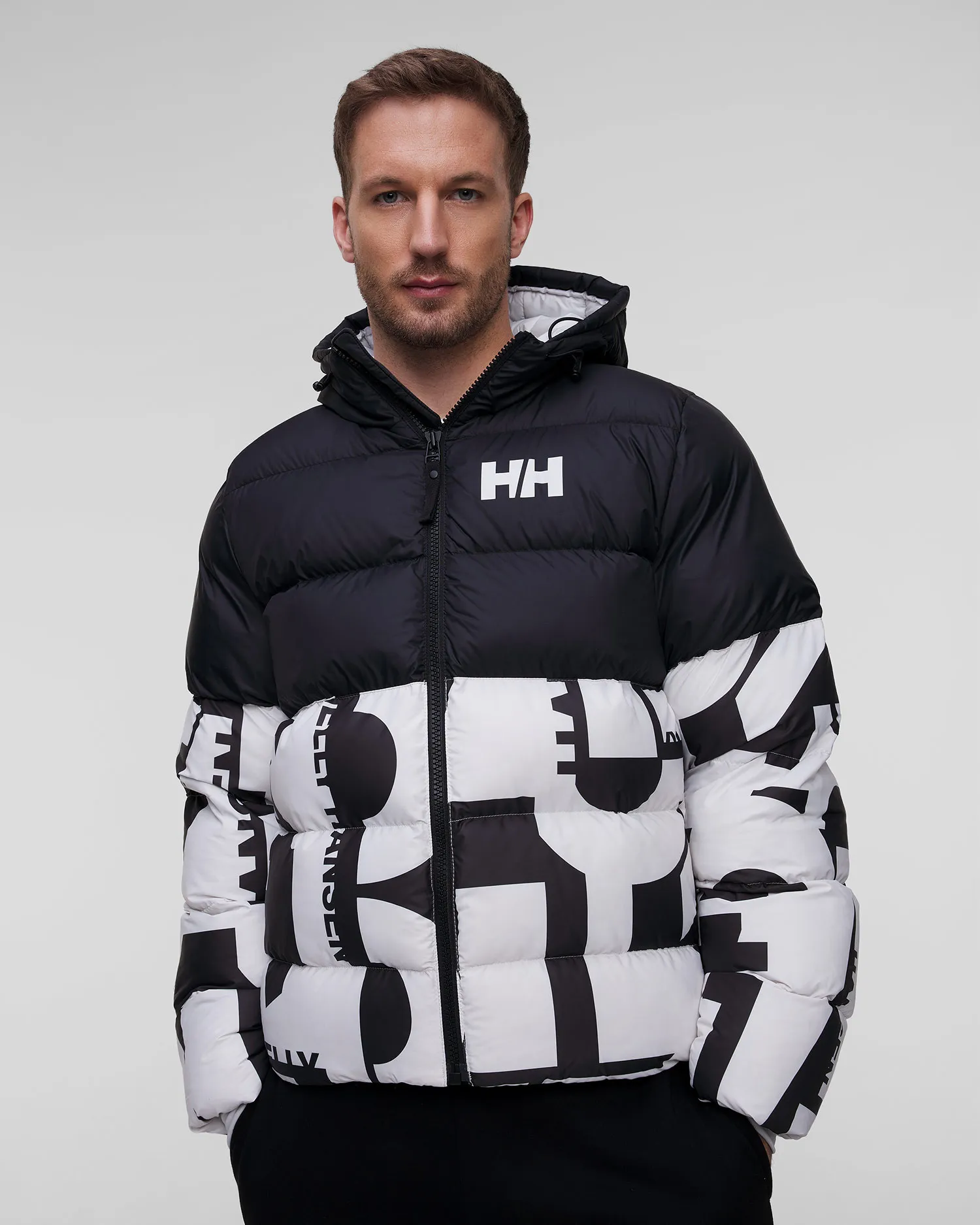 Giacca bianco-nera imbottita da uomo Helly Hansen Active Puffy 53523-823