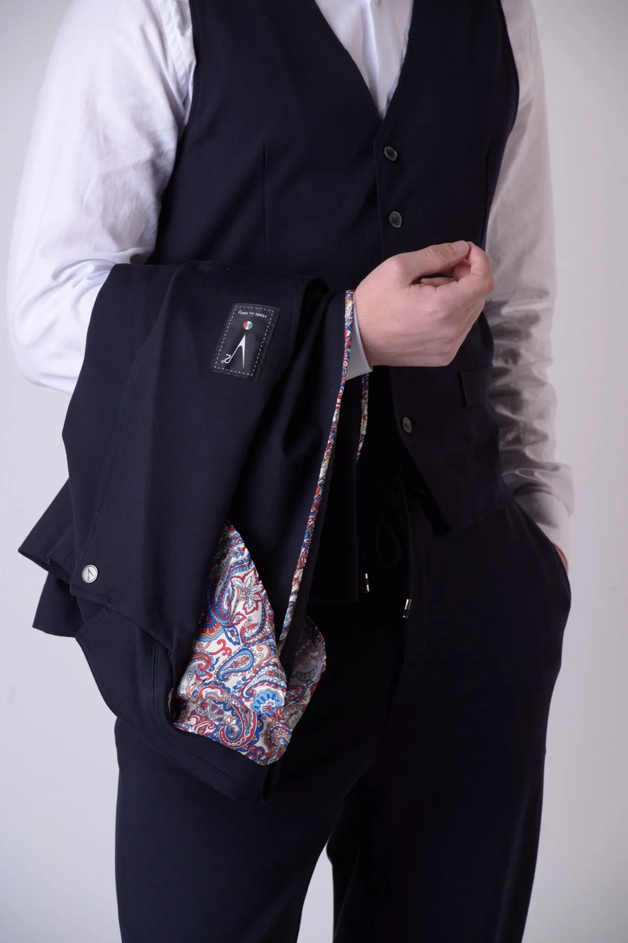 Giacca Sartoriale Monopetto Blu con interni e pochette in tessuto V2