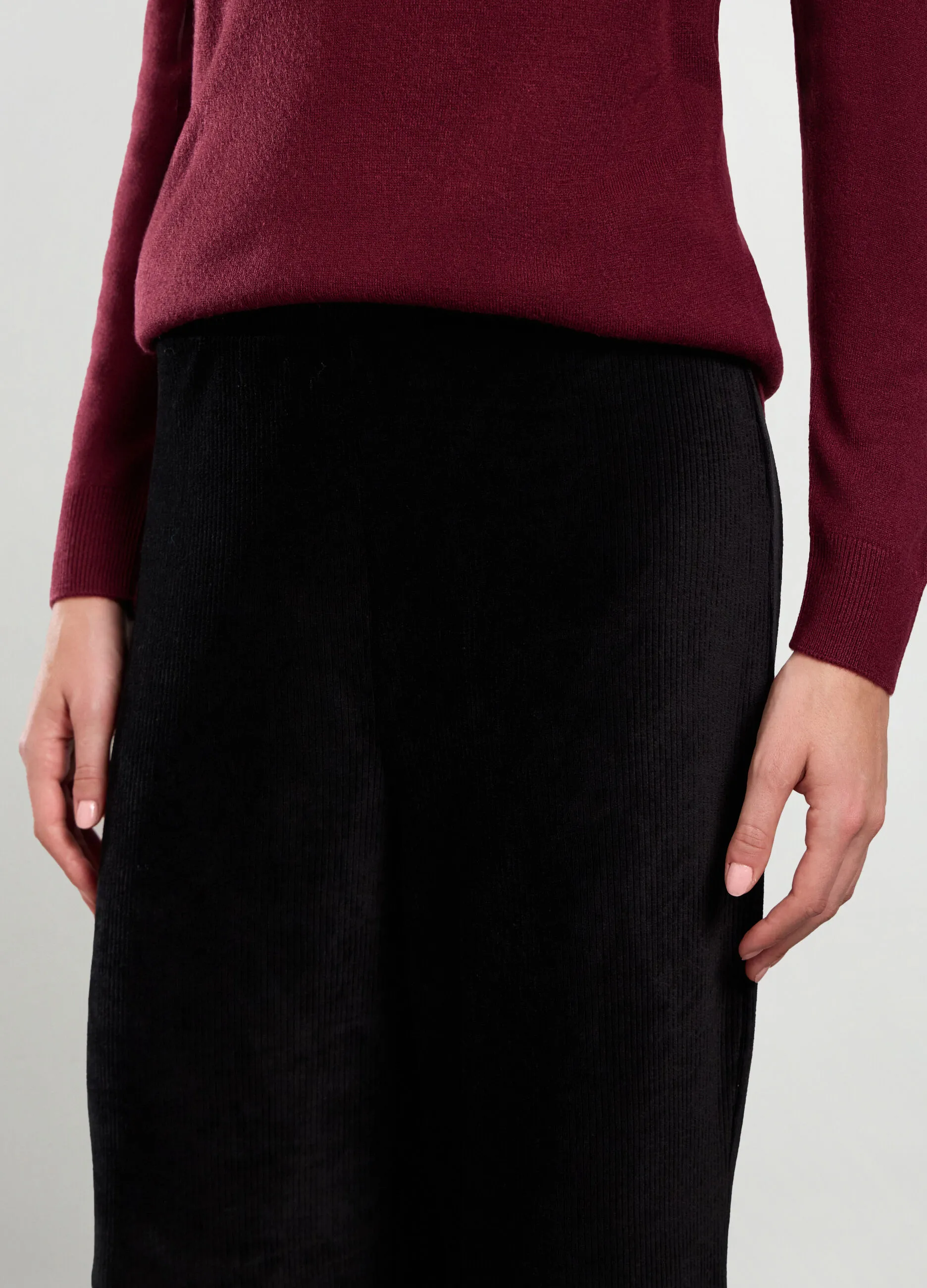IWIE  Pantaloni in costina di velluto donna