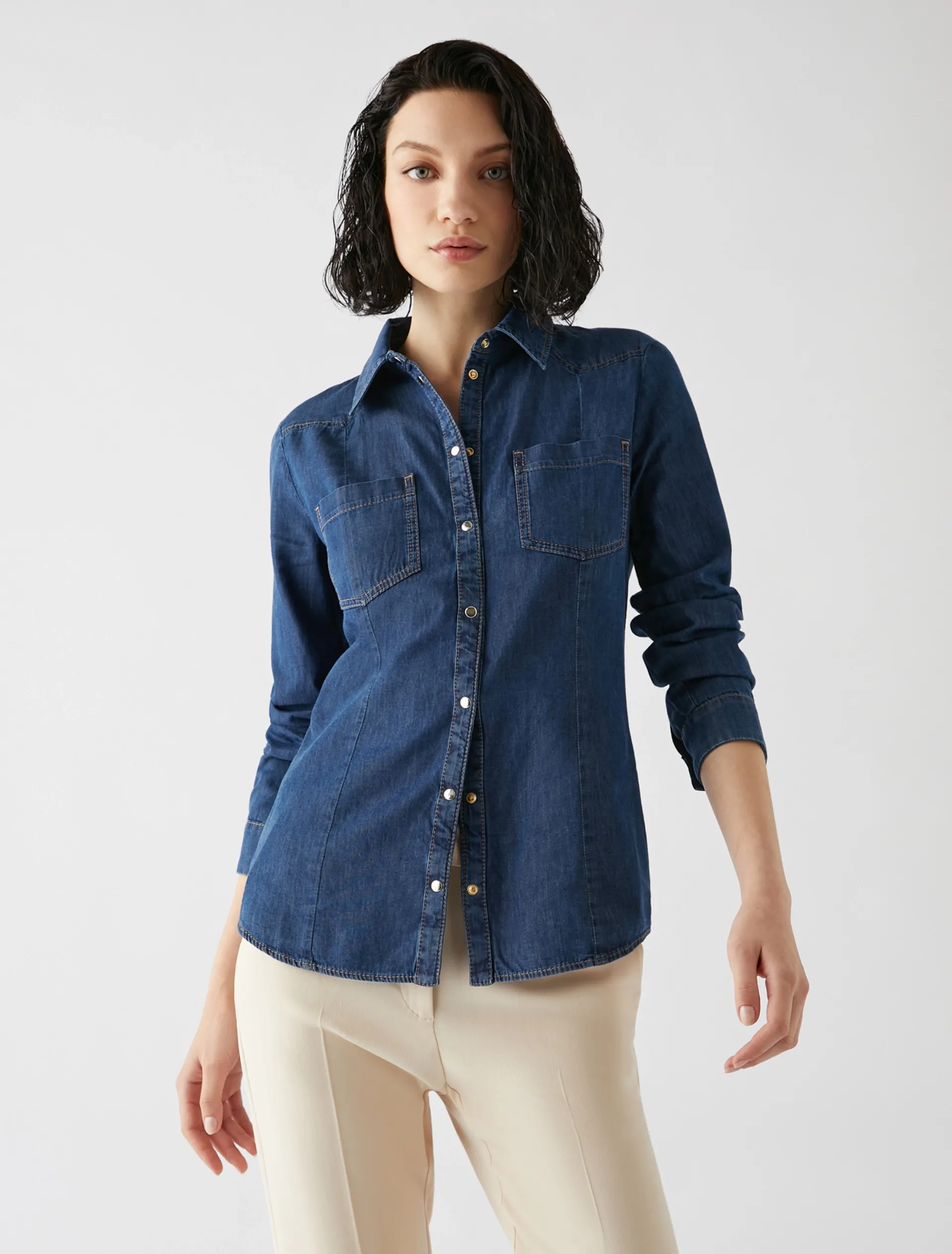 Light Denim Shirt / Brown