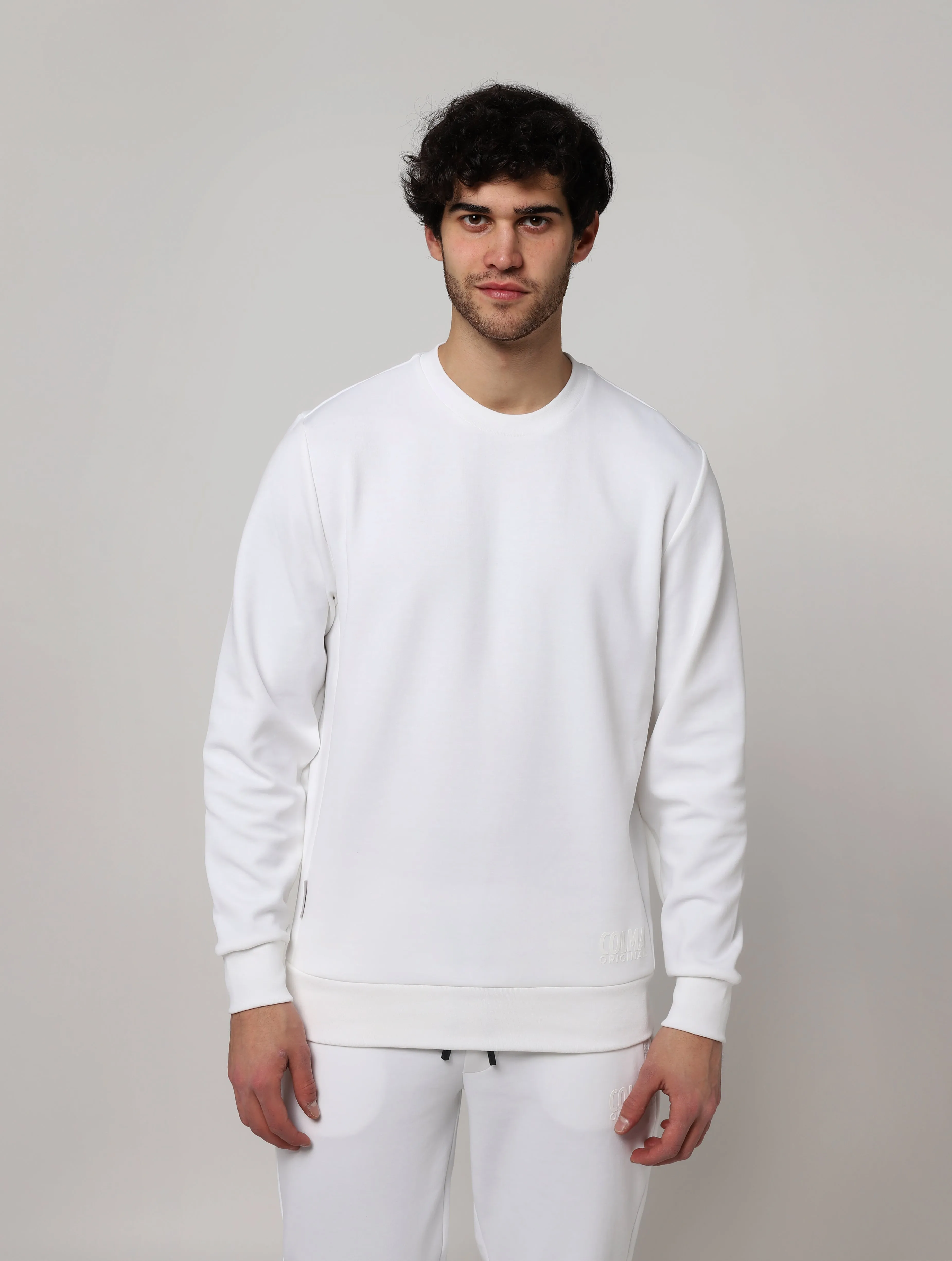 Maglia girocollo con polsini, fondo e collo elasticizzati in maglia a costineabbinabile ai pantaloni in felpa nel tessuto 8xq, c