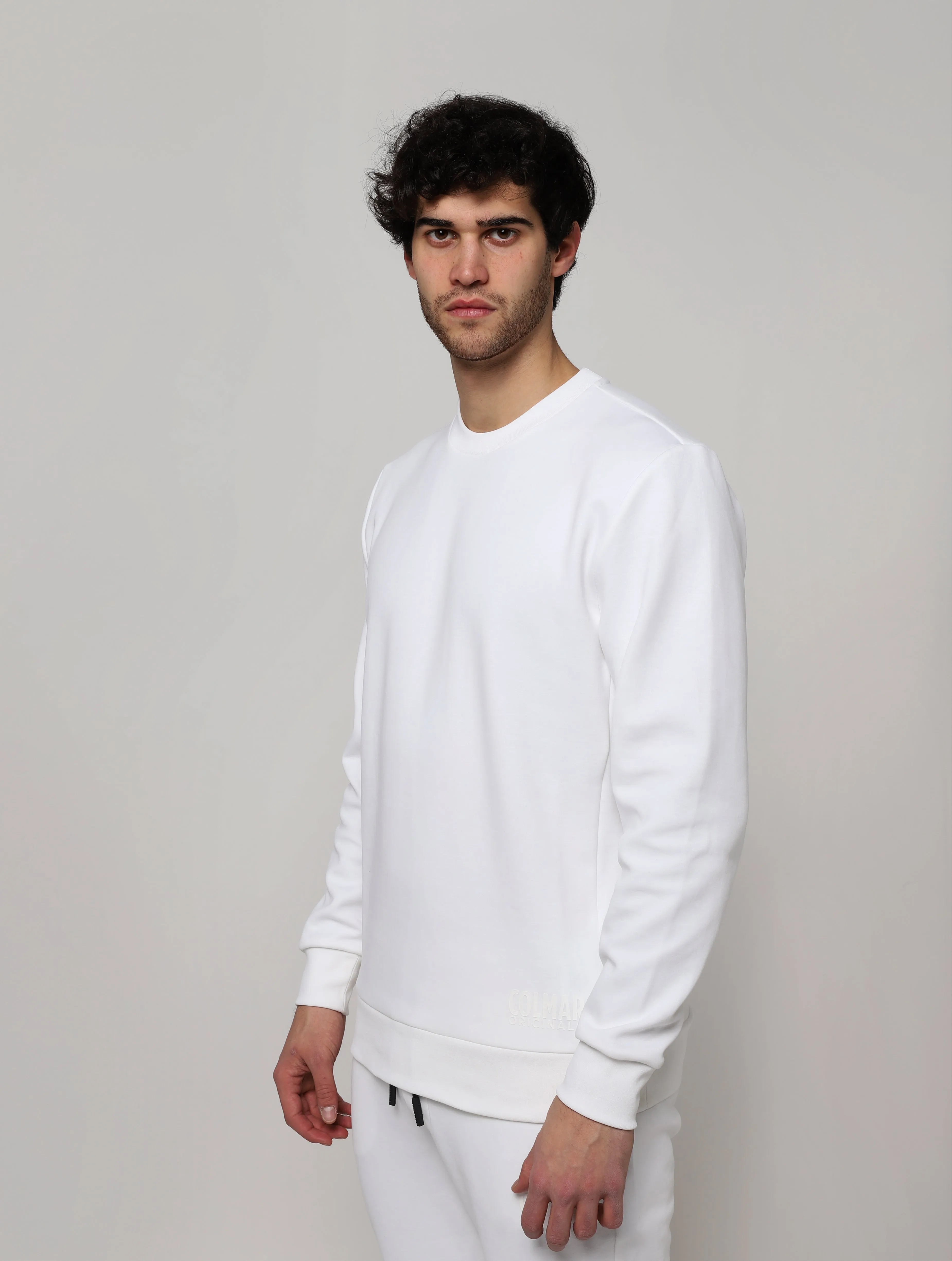 Maglia girocollo con polsini, fondo e collo elasticizzati in maglia a costineabbinabile ai pantaloni in felpa nel tessuto 8xq, c