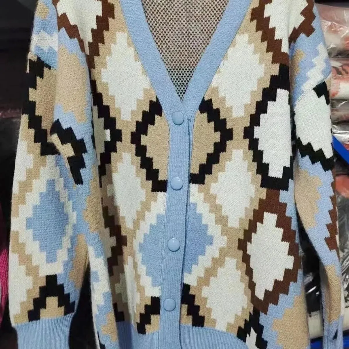 Maglioni Autunno Inverno Nuovo maglione jacquard a losanghe a contrasto di colore Cappotto cardigan in maglia allentata Maglione