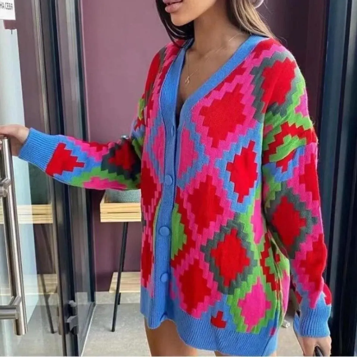 Maglioni Autunno Inverno Nuovo maglione jacquard a losanghe a contrasto di colore Cappotto cardigan in maglia allentata Maglione