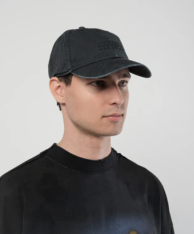 Maison Margiela MM6 Berretto grigio invecchiato con ricamo logo SH0TC0003M35190M