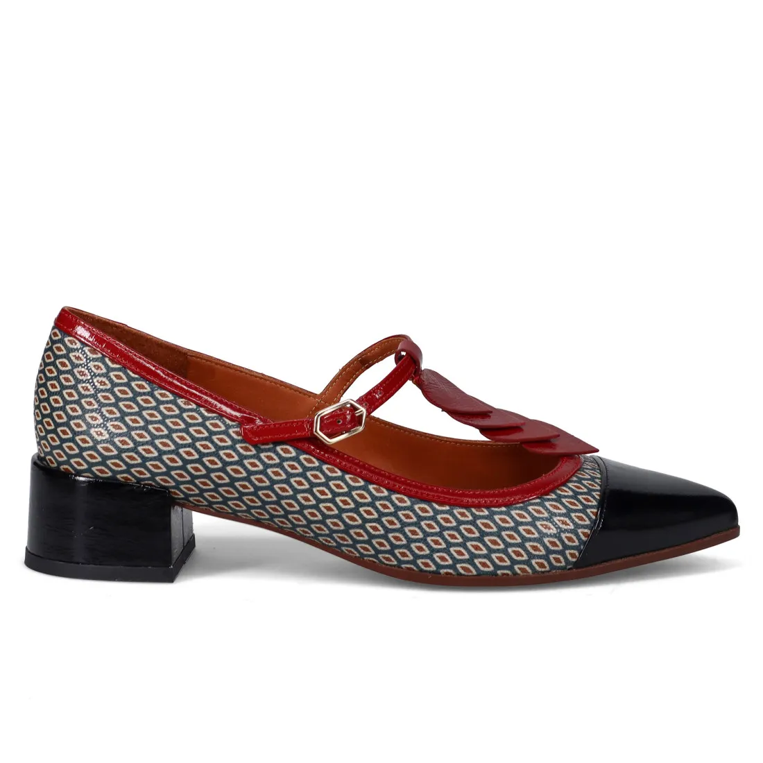 Mary Jane Chie Mihara Hetuse nera e bordeaux con tacco basso