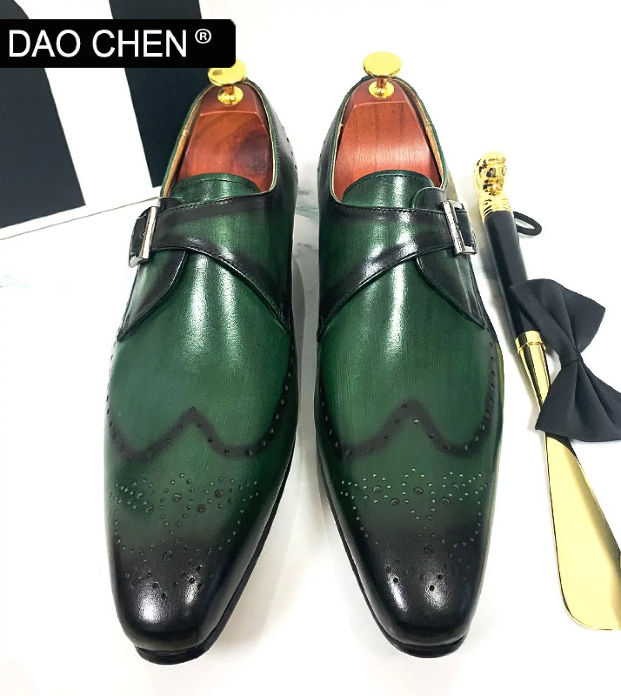 Mocassini da uomo di marca di lusso Monk Strap Shoes Black Green Wingtip Scarpe eleganti da uomo in vera pelle Scarpe da uomo da
