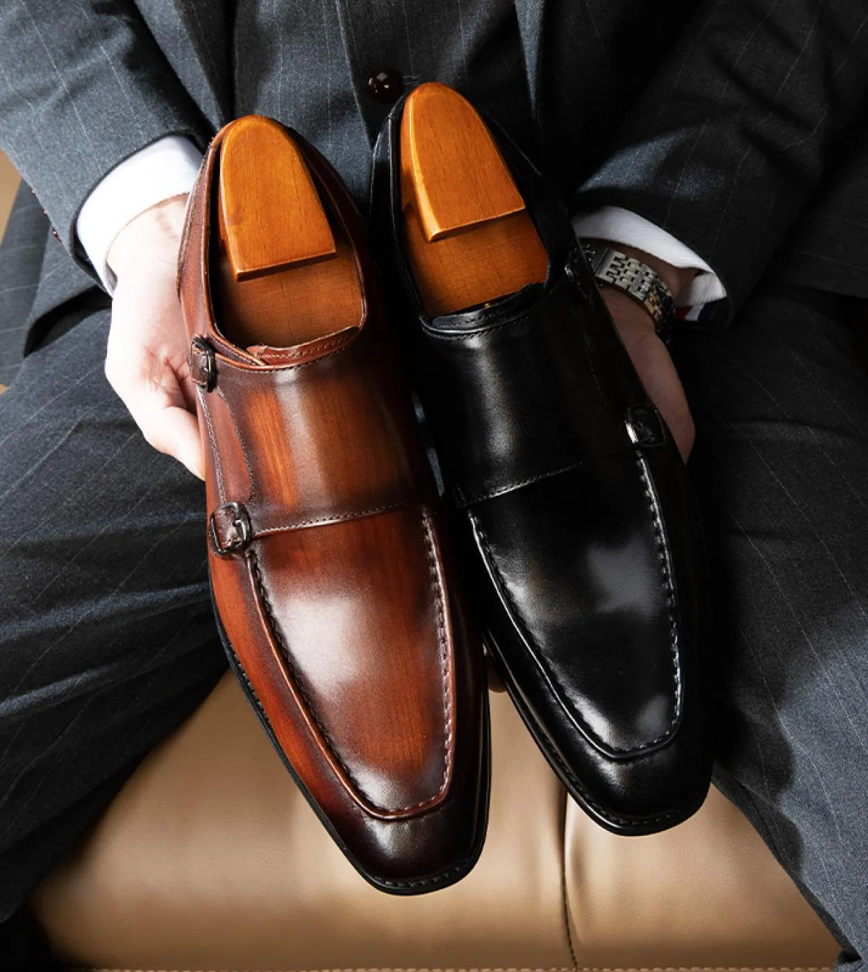 Mocassini da uomo Scarpe eleganti a punta in vera pelle di lusso 2022 Autunno Scarpe casual in pelle fatte a mano di nuova quali