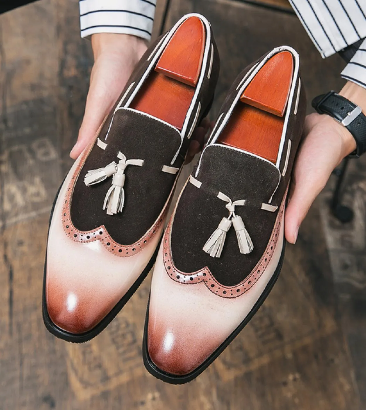 Mocassini Scarpe da uomo Brock Nappa a punta Moda Scarpe in pelle Casual Festa di nozze Slip On Scarpe eleganti Designer di luss