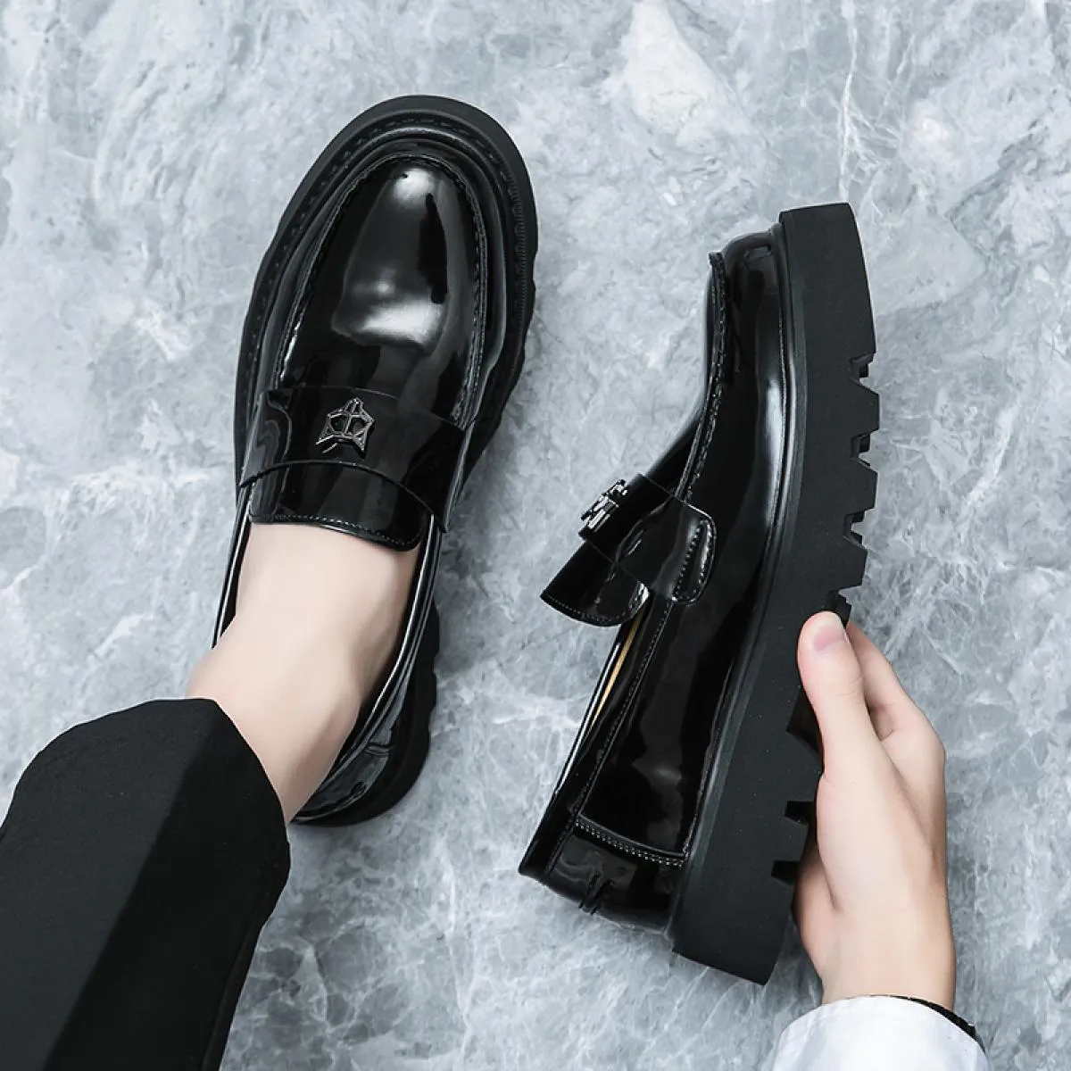 Mocassini Scarpe da uomo Pu in pelle ultra fibra Tacco basso Punta tonda Scarpe stile moda Scarpe da uomo formali da lavoro tras