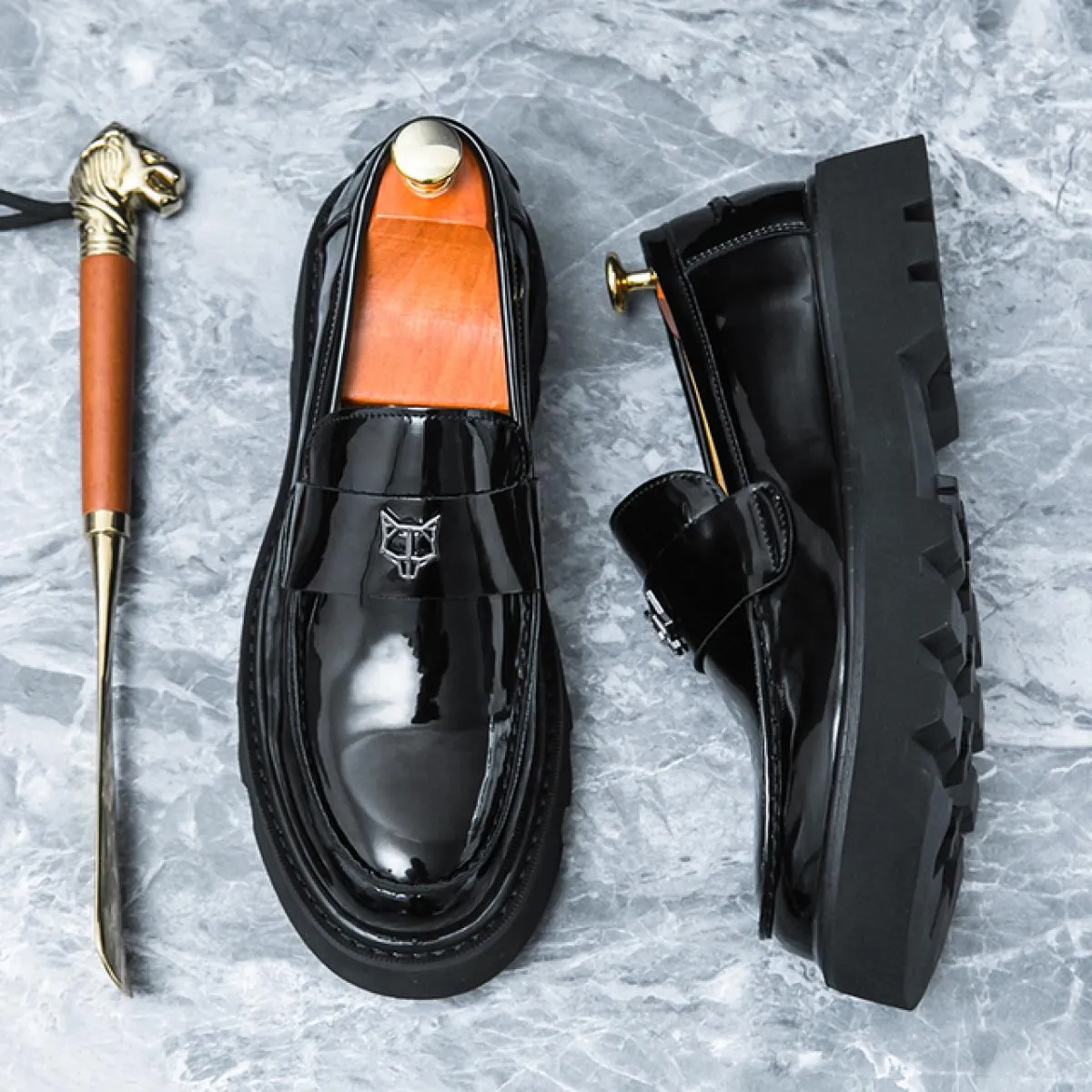 Mocassini Scarpe da uomo Pu in pelle ultra fibra Tacco basso Punta tonda Scarpe stile moda Scarpe da uomo formali da lavoro tras