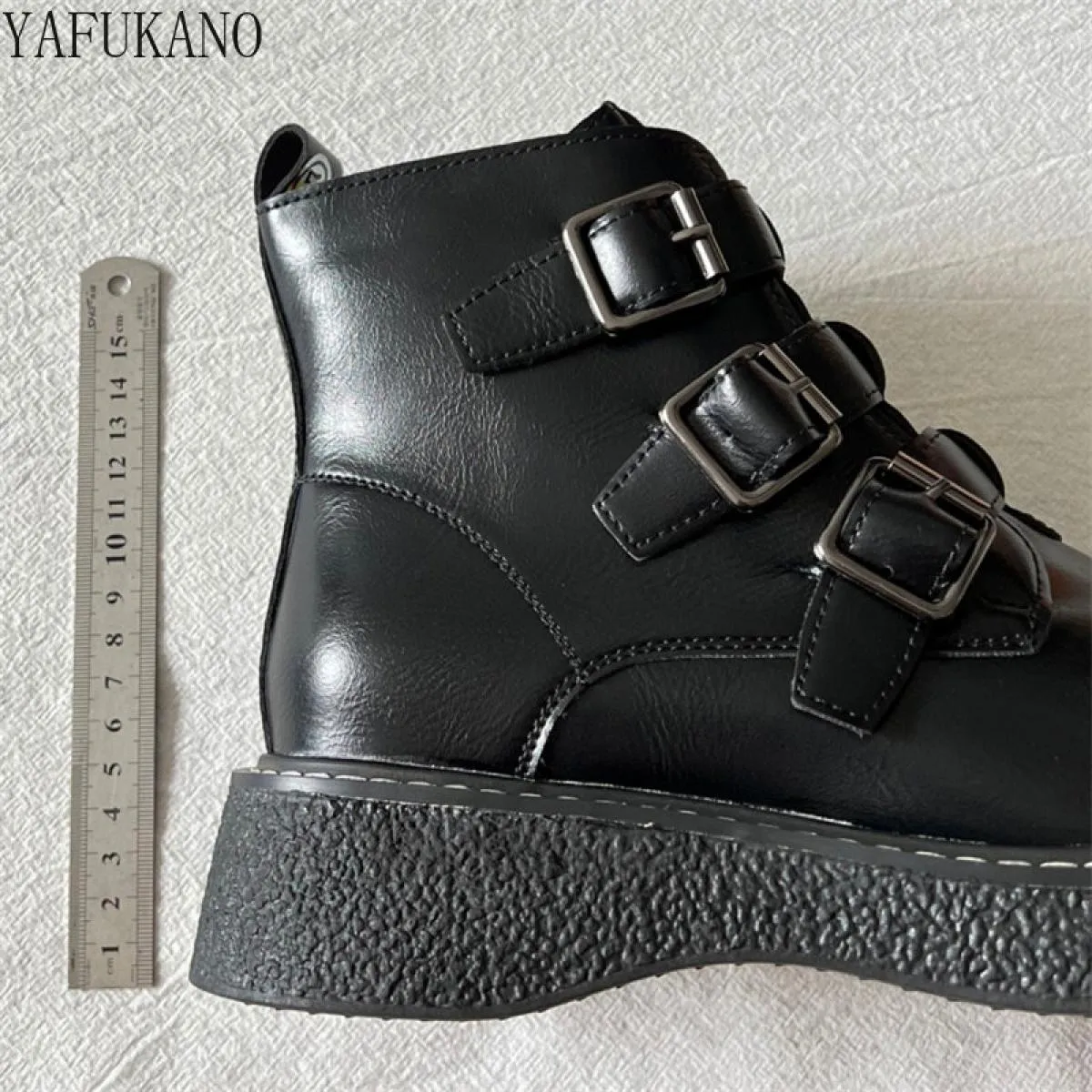 Mori Stivaletti letterari retrò per il tempo libero con fibbia per cintura Decor Stivaletti con plateau con tacco grosso Suola s