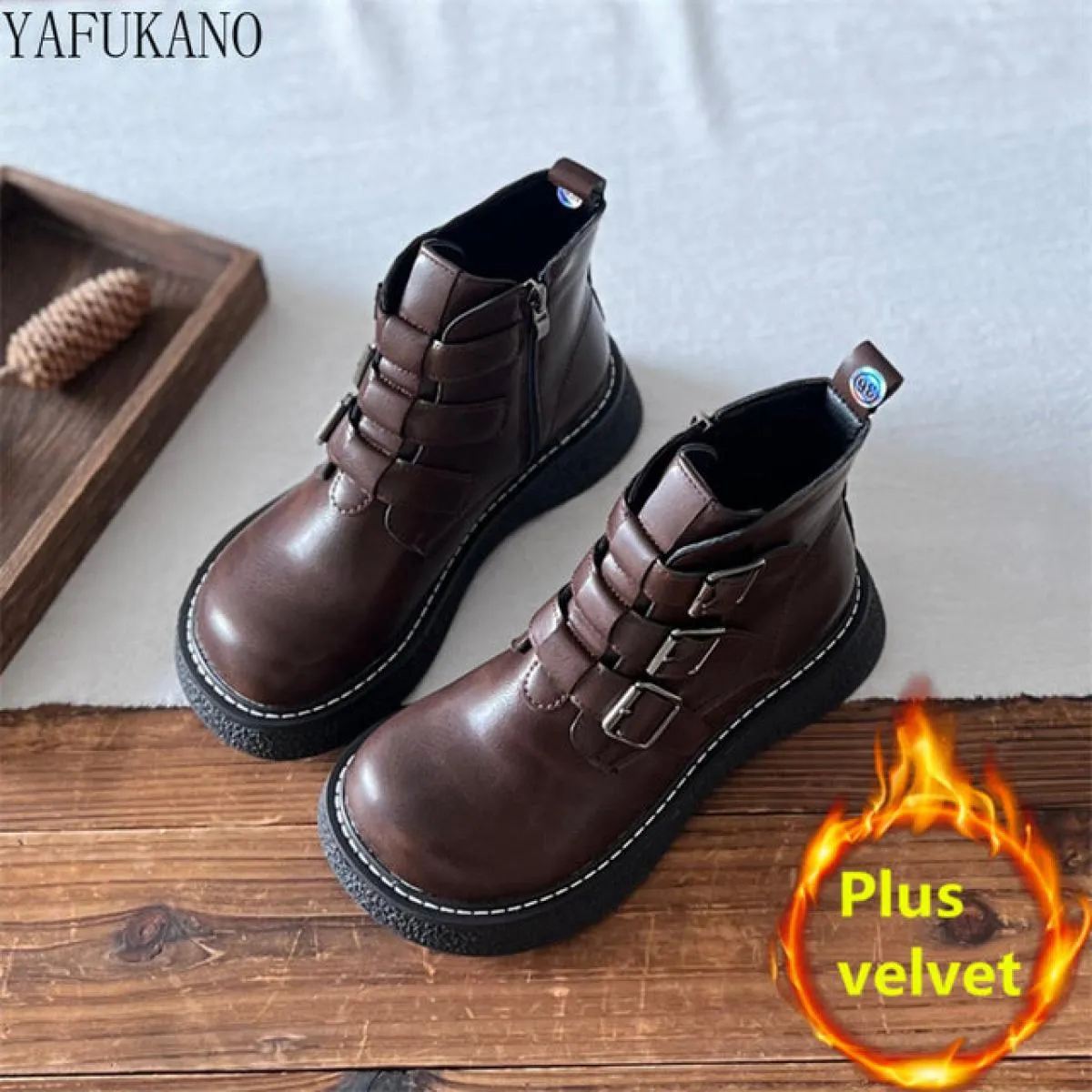 Mori Stivaletti letterari retrò per il tempo libero con fibbia per cintura Decor Stivaletti con plateau con tacco grosso Suola s