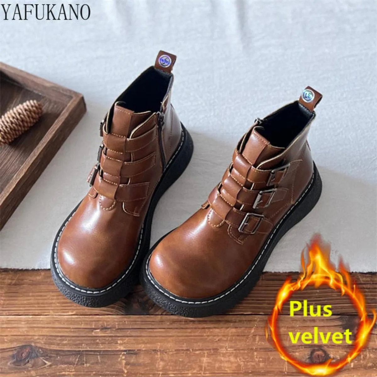 Mori Stivaletti letterari retrò per il tempo libero con fibbia per cintura Decor Stivaletti con plateau con tacco grosso Suola s