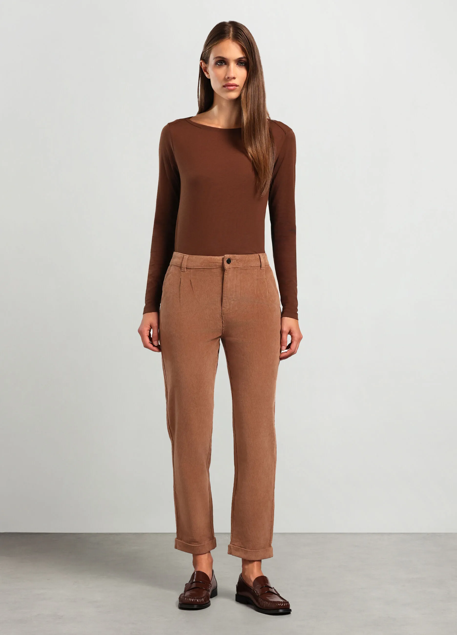 NICE & CHIC  Pantaloni in costina di velluto donna
