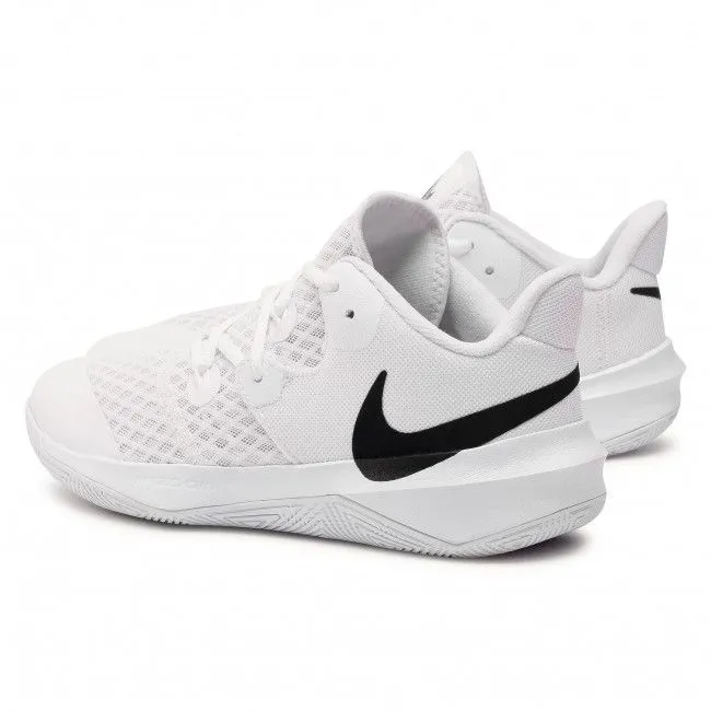 NIKE Zoom hyperspeed court