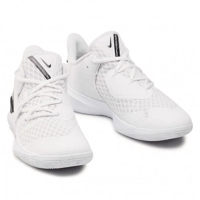 NIKE Zoom hyperspeed court