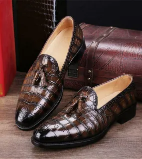 Novità in Grenn Mocassini con motivo a coccodrillo per uomo Scarpe da uomo con frange per feste di nozze per uomo con spedizione