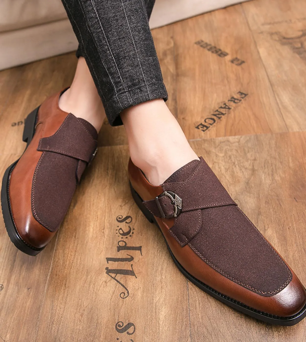 Nuove scarpe da uomo Mocassini in pelle casual Scarpe con cinturino da monaco da uomo Scarpe da uomo senza lacci da uomo Festa d
