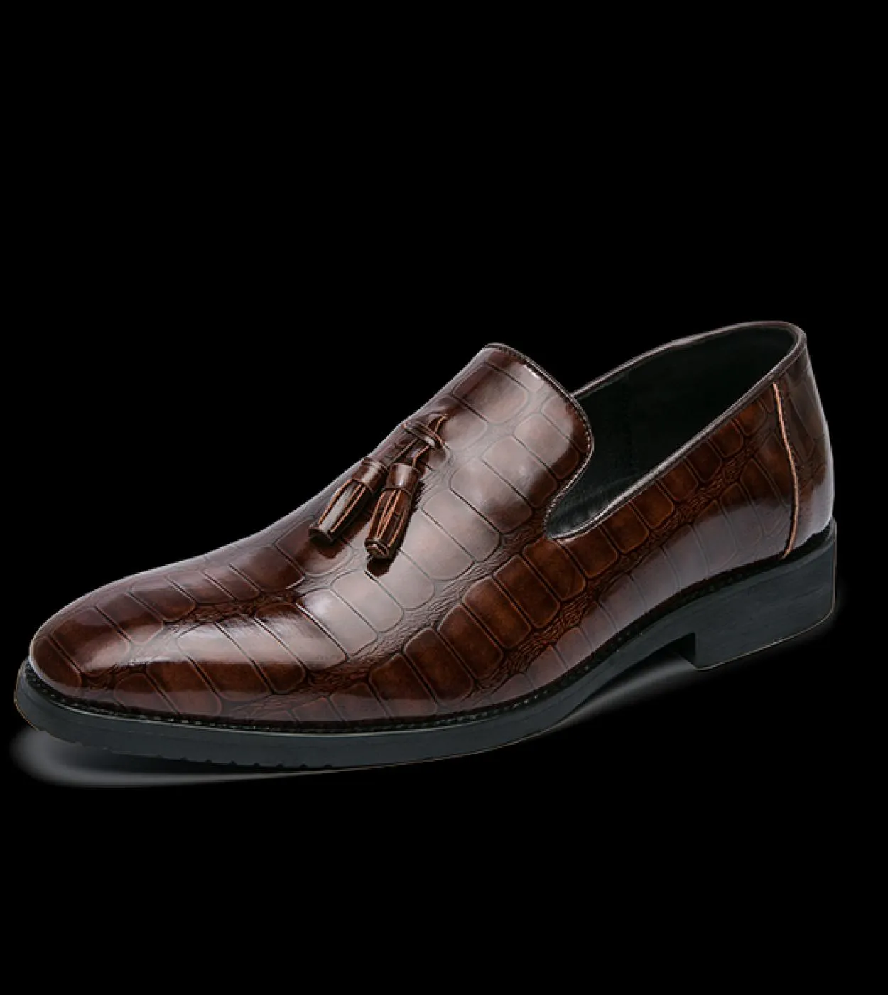 Nuovi mocassini da uomo in pelle verniciata scarpe eleganti da cerimonia da uomo moda casual scarpe da uomo scarpe da club per f