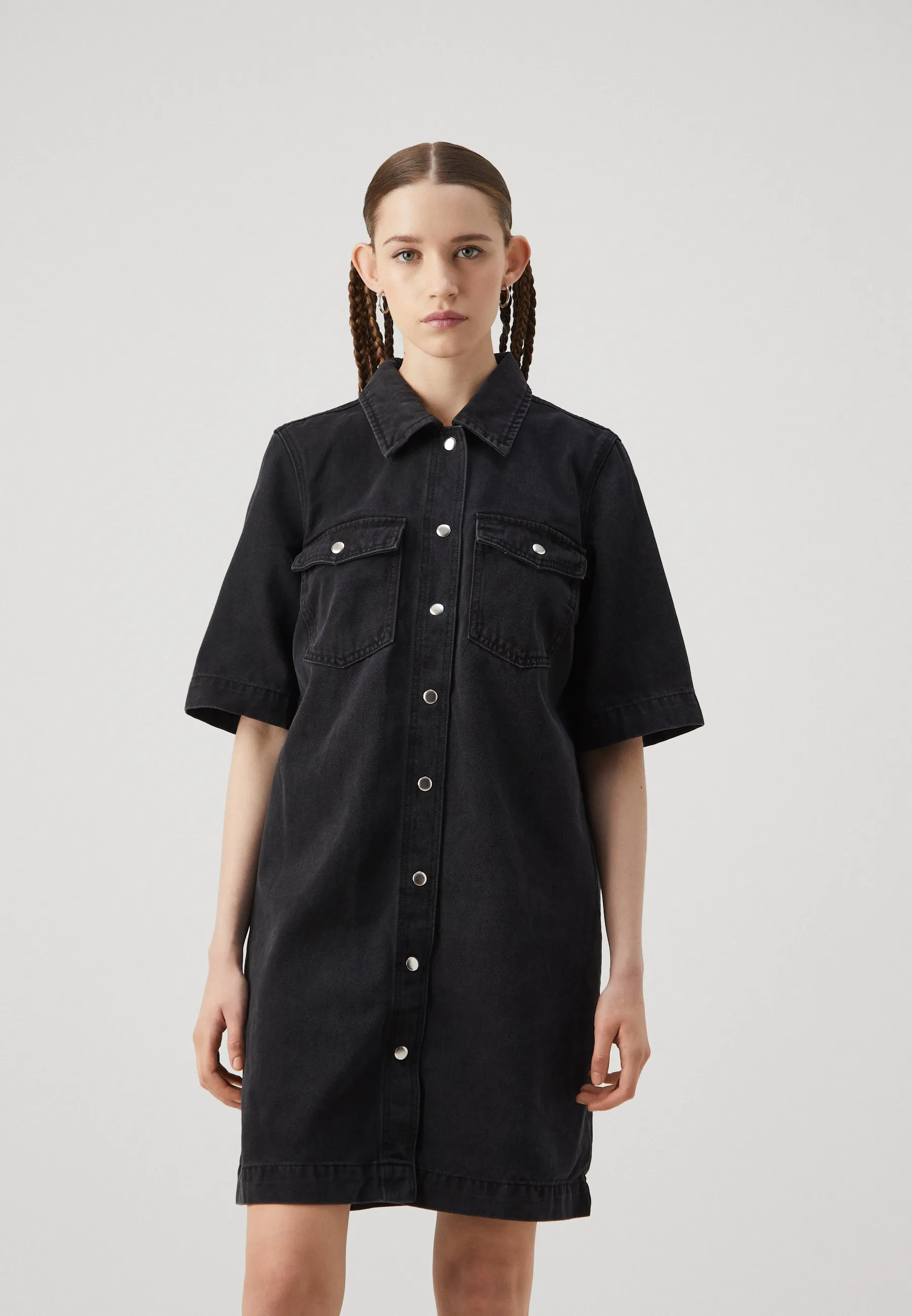 ONLBELLE BUTTON DRESS - Vestito di jeans