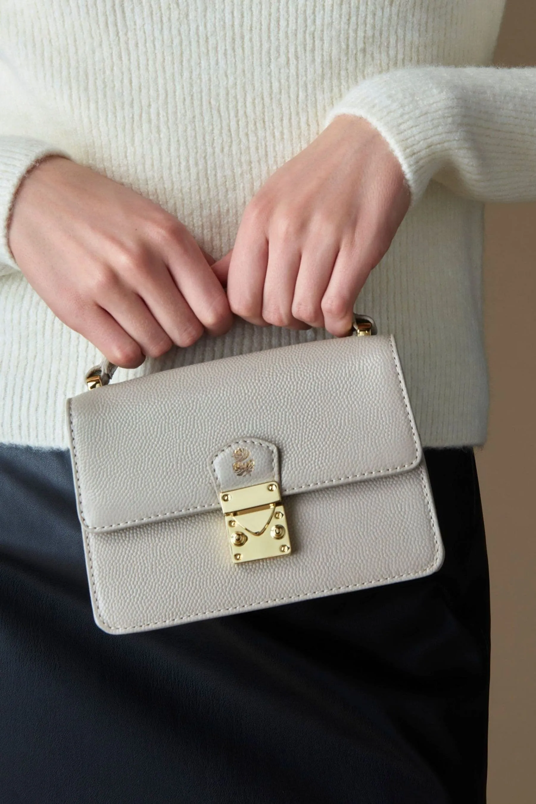 Osprey London - Dolly - Borsa con maglione in pelle