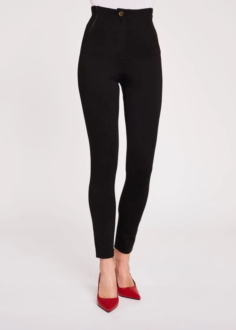 Pantaloni a vita alta