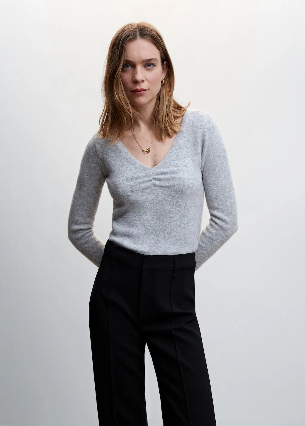 Pantaloni dritti spacchi