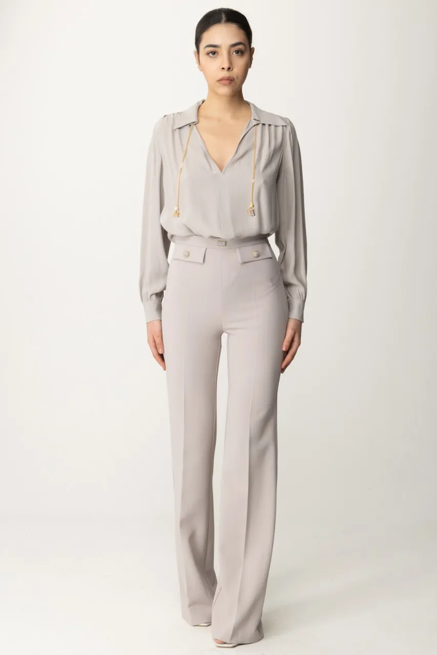 Pantaloni svasati con patte logate in vita Perla