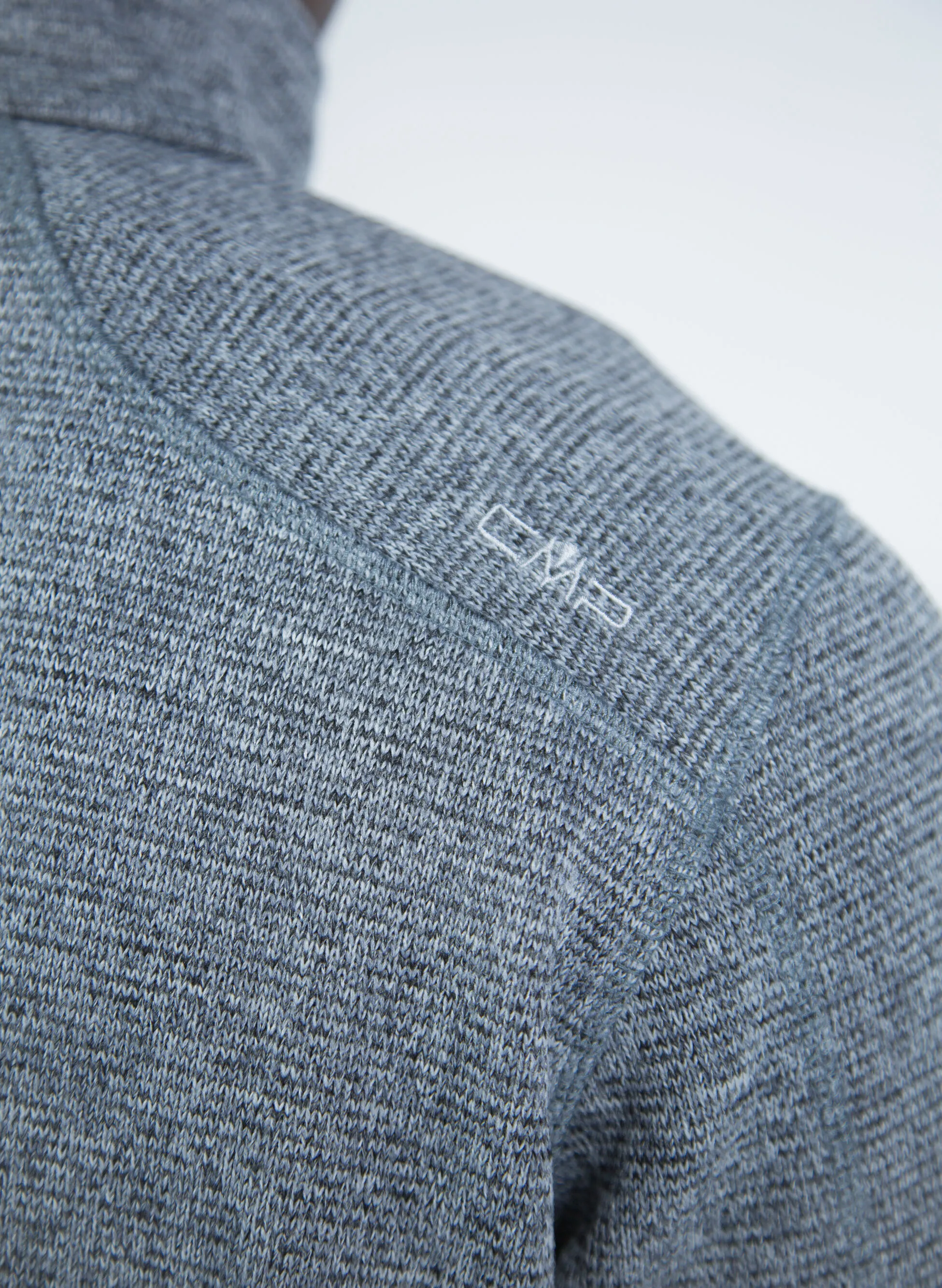 pile knit-tech mélange