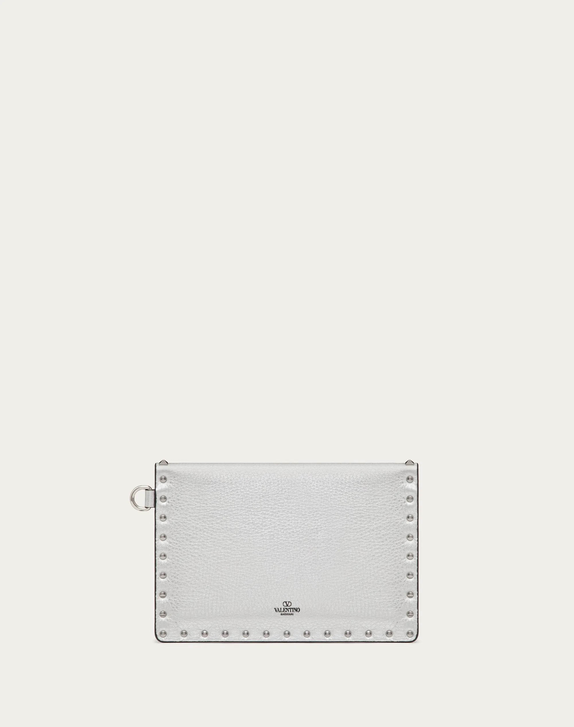 POCHETTE ROCKSTUD IN VITELLO GRANATO METALLIZZATO