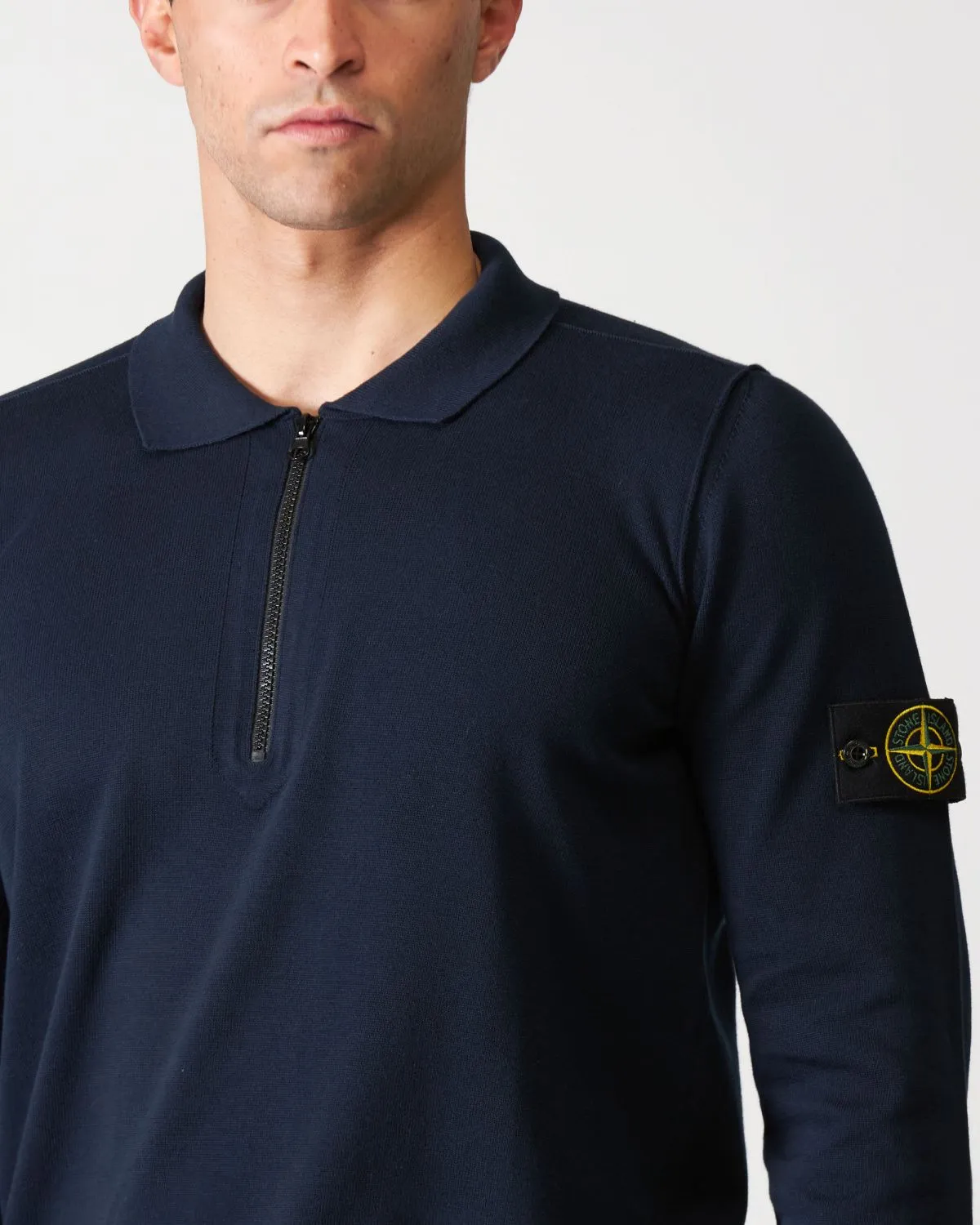 Polo in maglia blu con zip