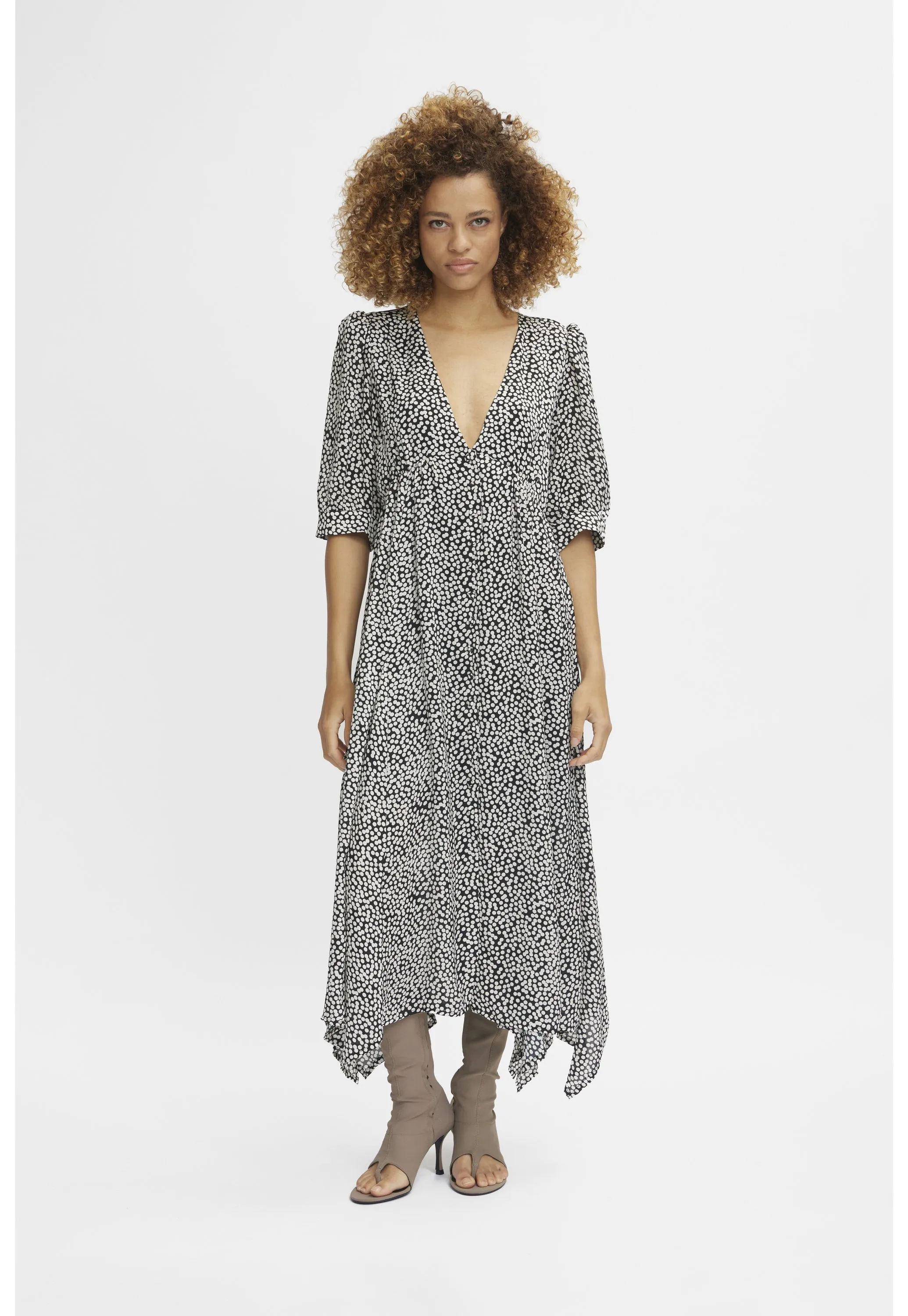 PRIKKAGZ P MIDI DRESS - Vestito estivo