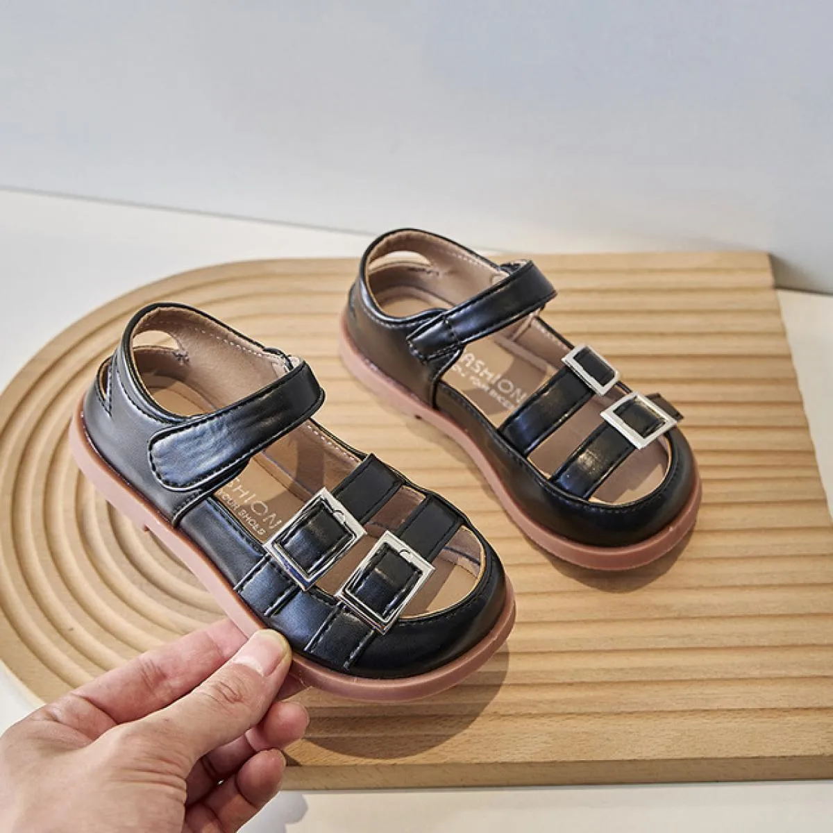Protezione della punta Sandali per bambini Ragazze Designer di marca Sandalo con piattaforma versatile per ragazza Scarpe estive