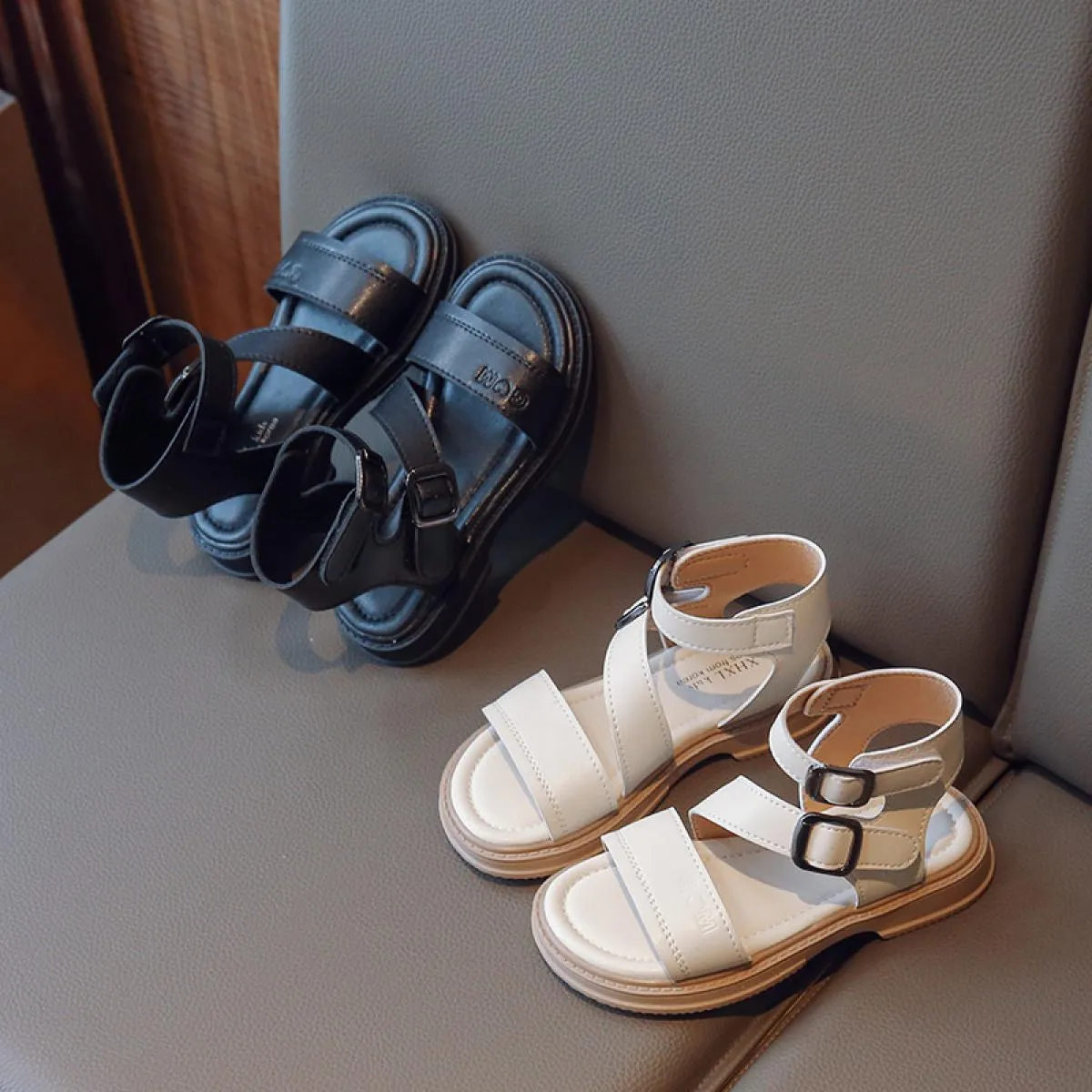 Sandali moda per bambini Fibbia alta Scarpe estive classiche da ragazza nere beige 26 36 Fondo spesso Scarpe per bambini tutte a