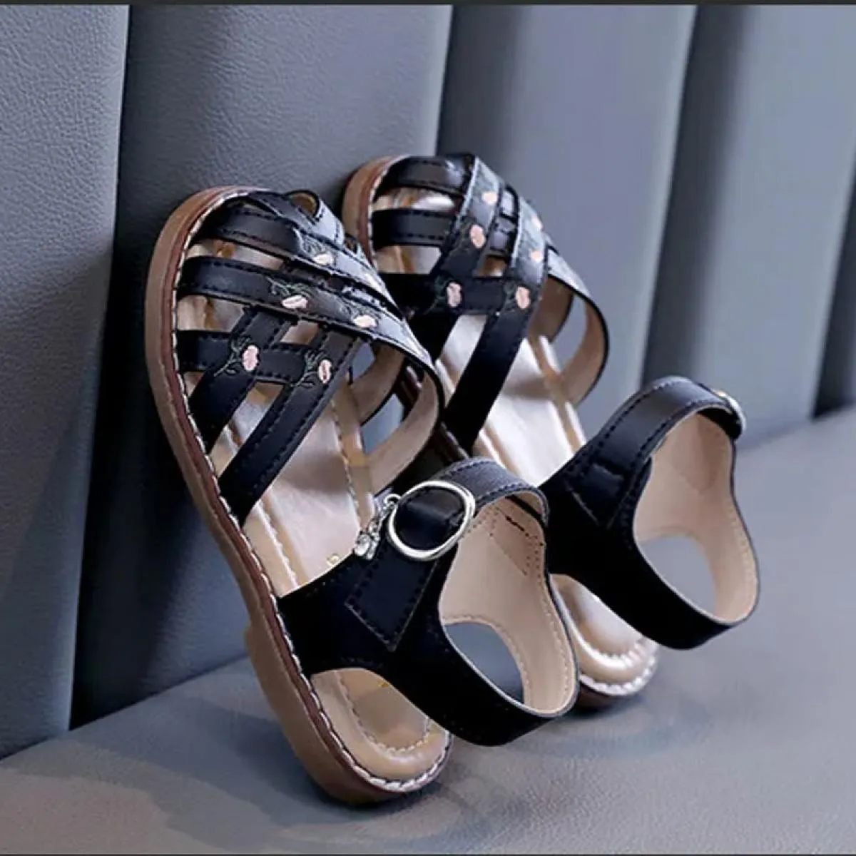 Sandali per bambini Scarpe da spiaggia Scarpe estive per vacanze al mare Ragazze Baby morbide antiscivolo Principessa Scava fuor