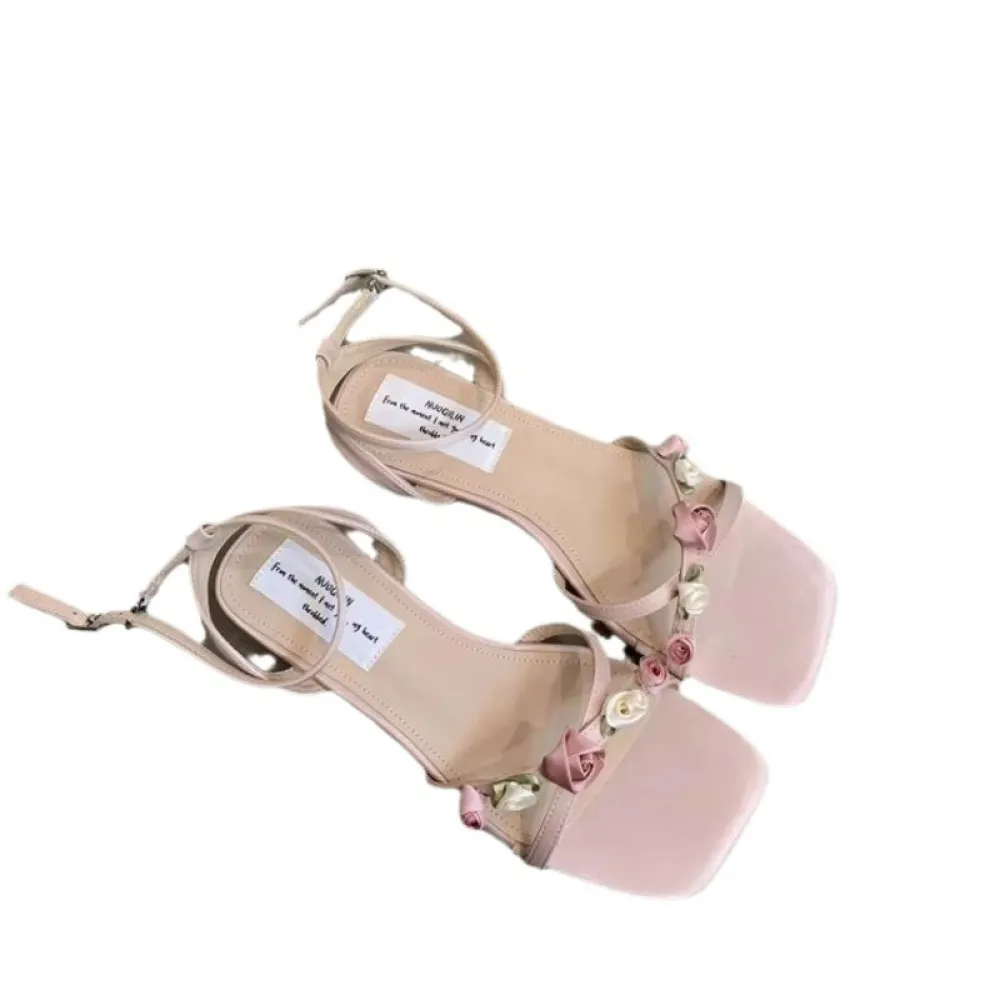 Sandali stile fata per donna Estate 2024 Nuovo stile con gonna, tacco basso, pendolarismo, scarpe romane con un cinturino, alte