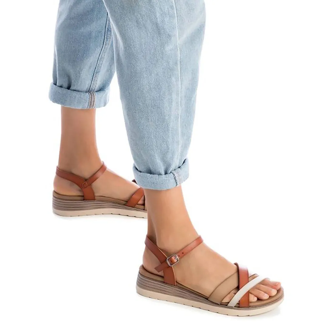 Sandalo Xti da donna in pelle cuoio con zeppa