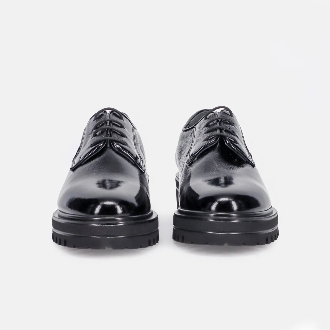 Scarpa stringata derby da donna Sangiorgio in vernicie nera