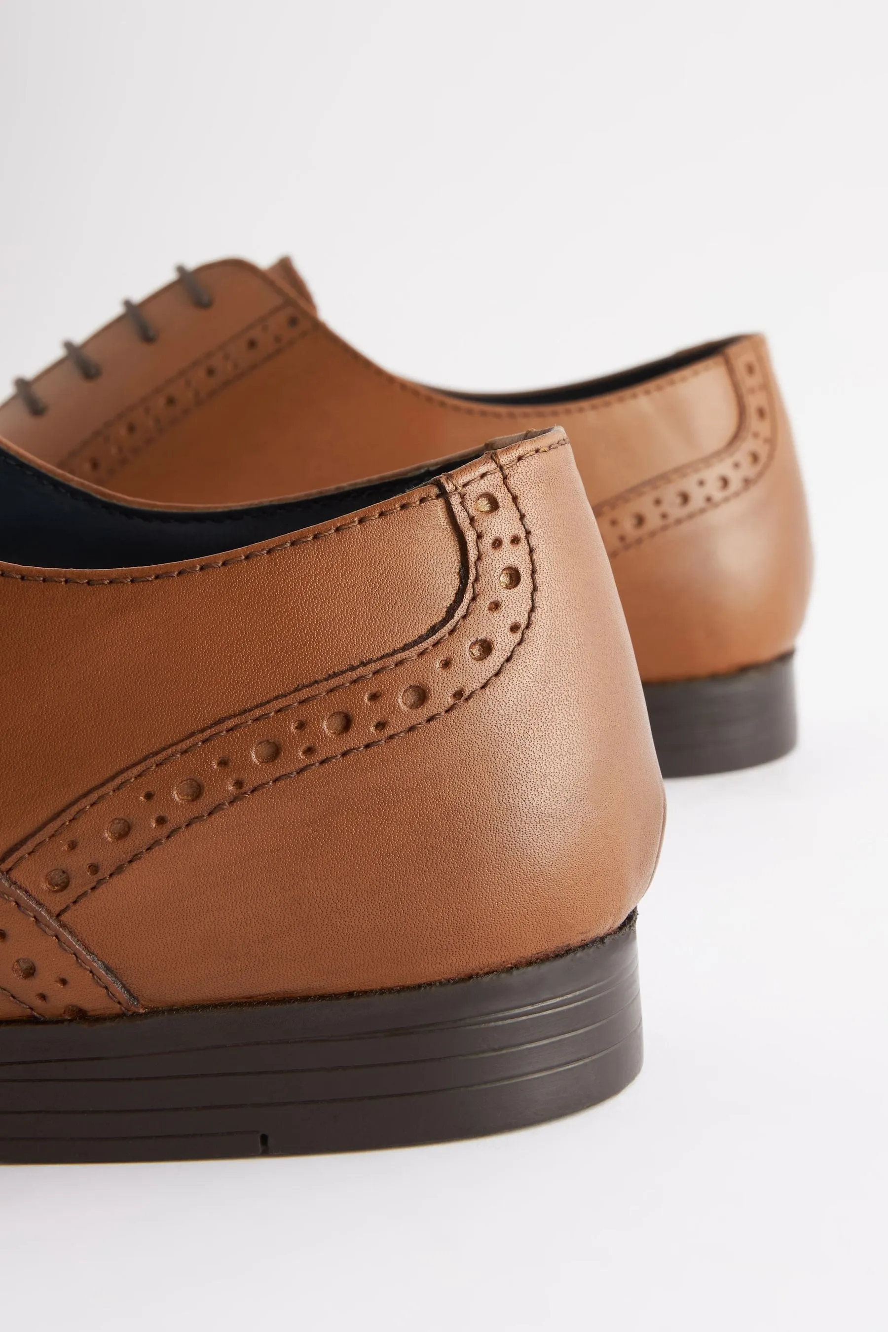 Scarpe brogue Oxford in pelle    