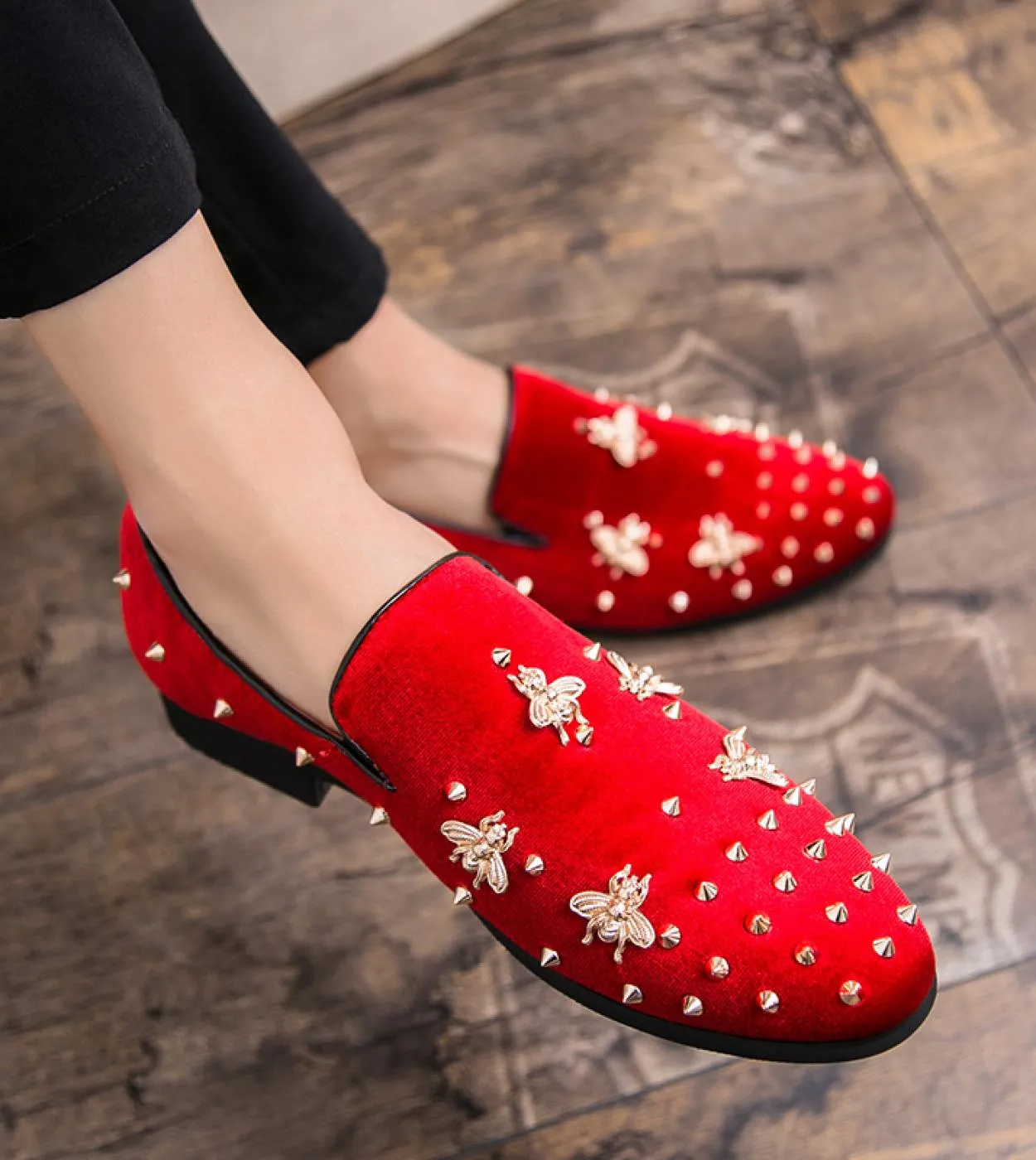 Scarpe casual da uomo fatte a mano in pelle nubuck personalizzate Slip On Scarpe da sposa Mocassini da uomo di moda di lusso Plu