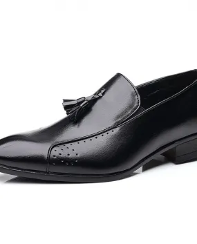 Scarpe da sposa in pelle patchwork con nappe a punta firmate di nuova tendenza per mocassini casual da uomo Abito formale da lav