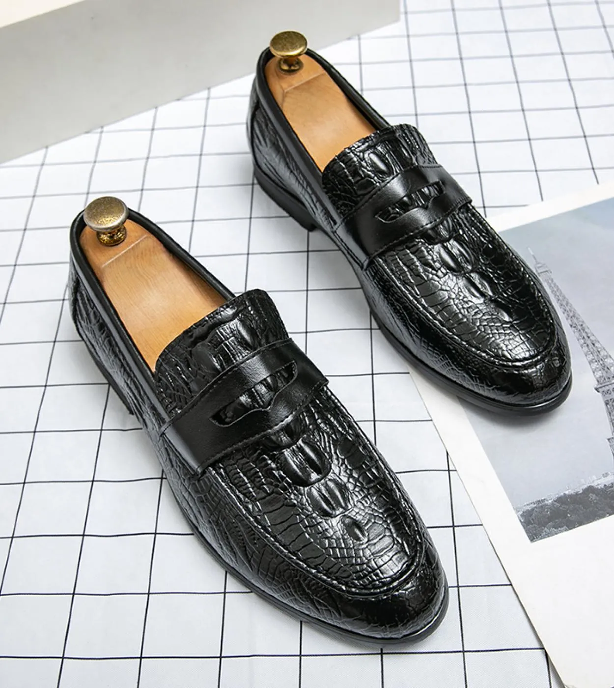 Scarpe da uomo in pelle primavera di lusso Scarpe da guida comode con suola morbida Mocassini Scarpe da uomo in pelle di alta qu